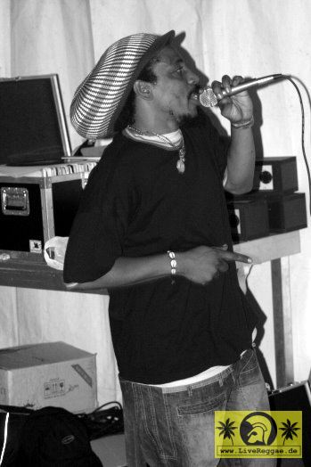 Earl 16 (Jam) Reggae Geel Festival - Belgien 05. August 2006 (12).jpg